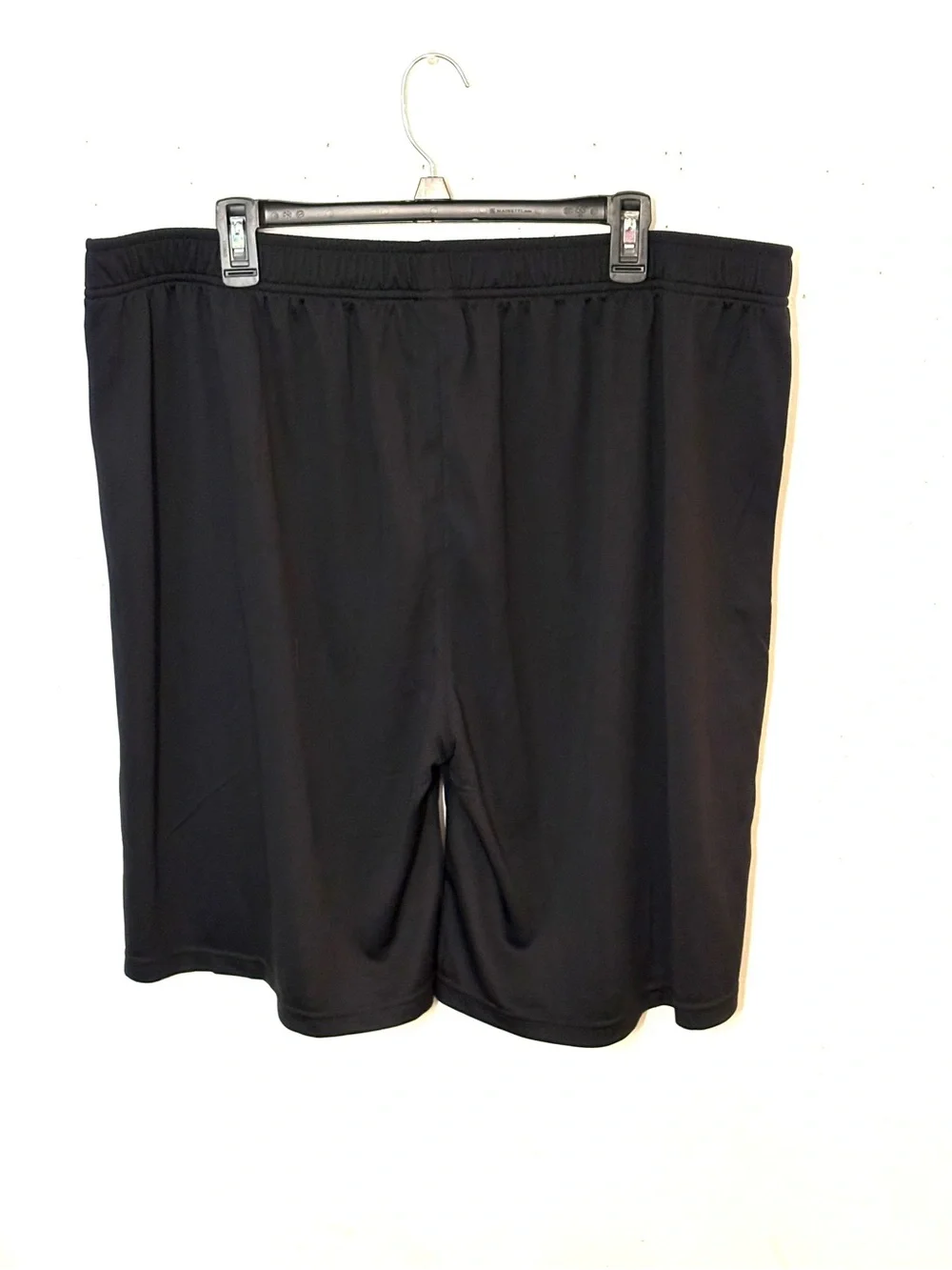 Northyard Men's Black Athletic Shorts with Reflective Detail. Size 2XL. NWT.